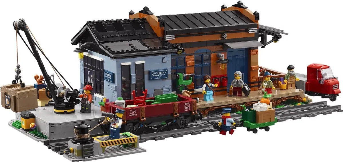 LEGO BrickLink 910072 Woodbrick Freight Depot set
