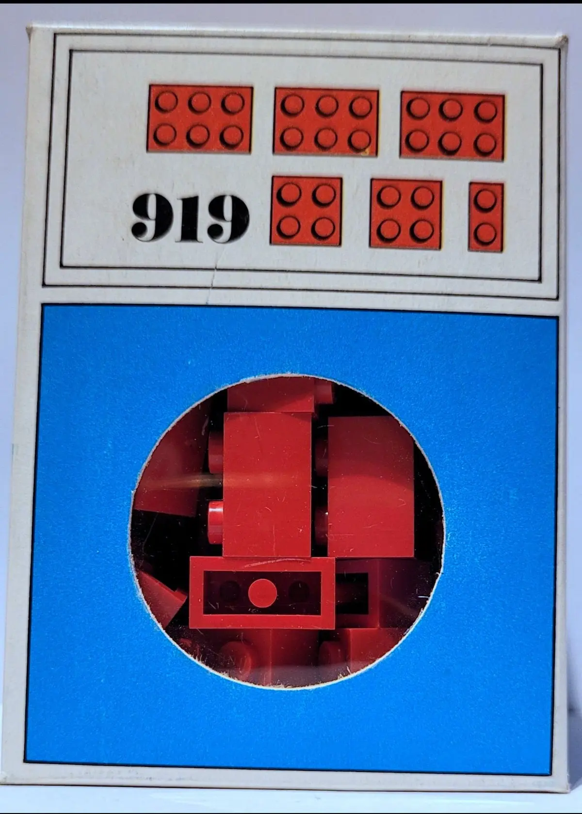 LEGO System 919 31 bricks with 2, 4 and 6 studs set