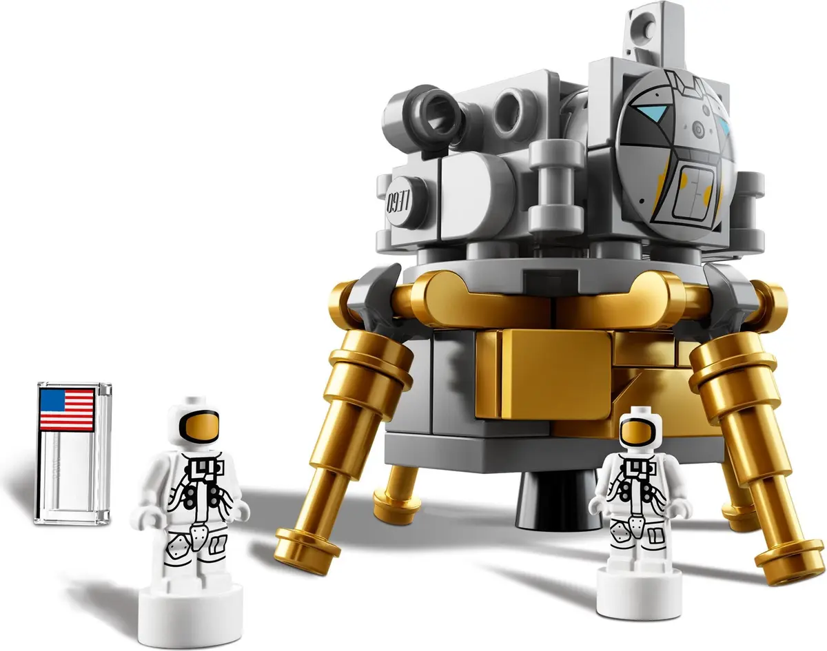 LEGO Ideas 92176 NASA Apollo Saturn V set, image 11