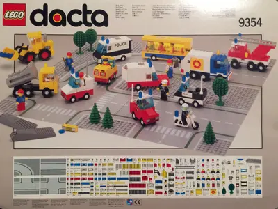 LEGO Dacta 9354 Town Street Theme set