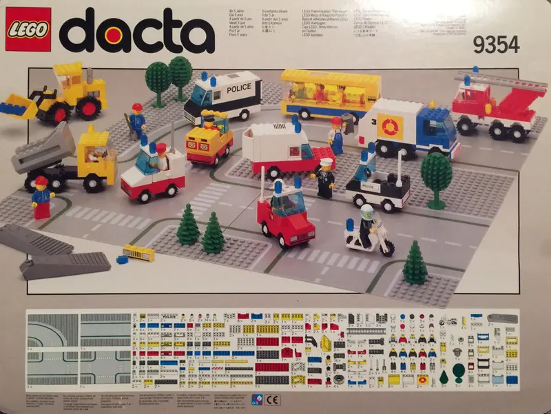 LEGO Dacta 9354 Town Street Theme set