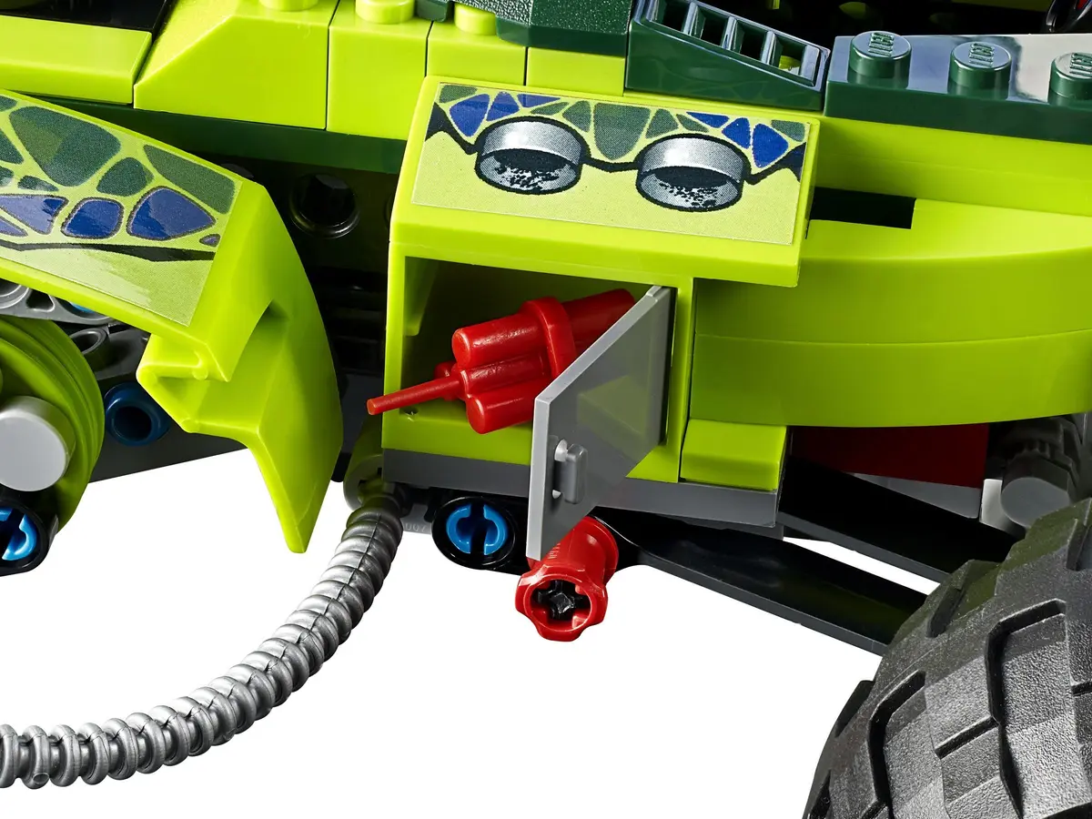 LEGO Ninjago 9445 Fangpyre Truck Ambush set, image 6