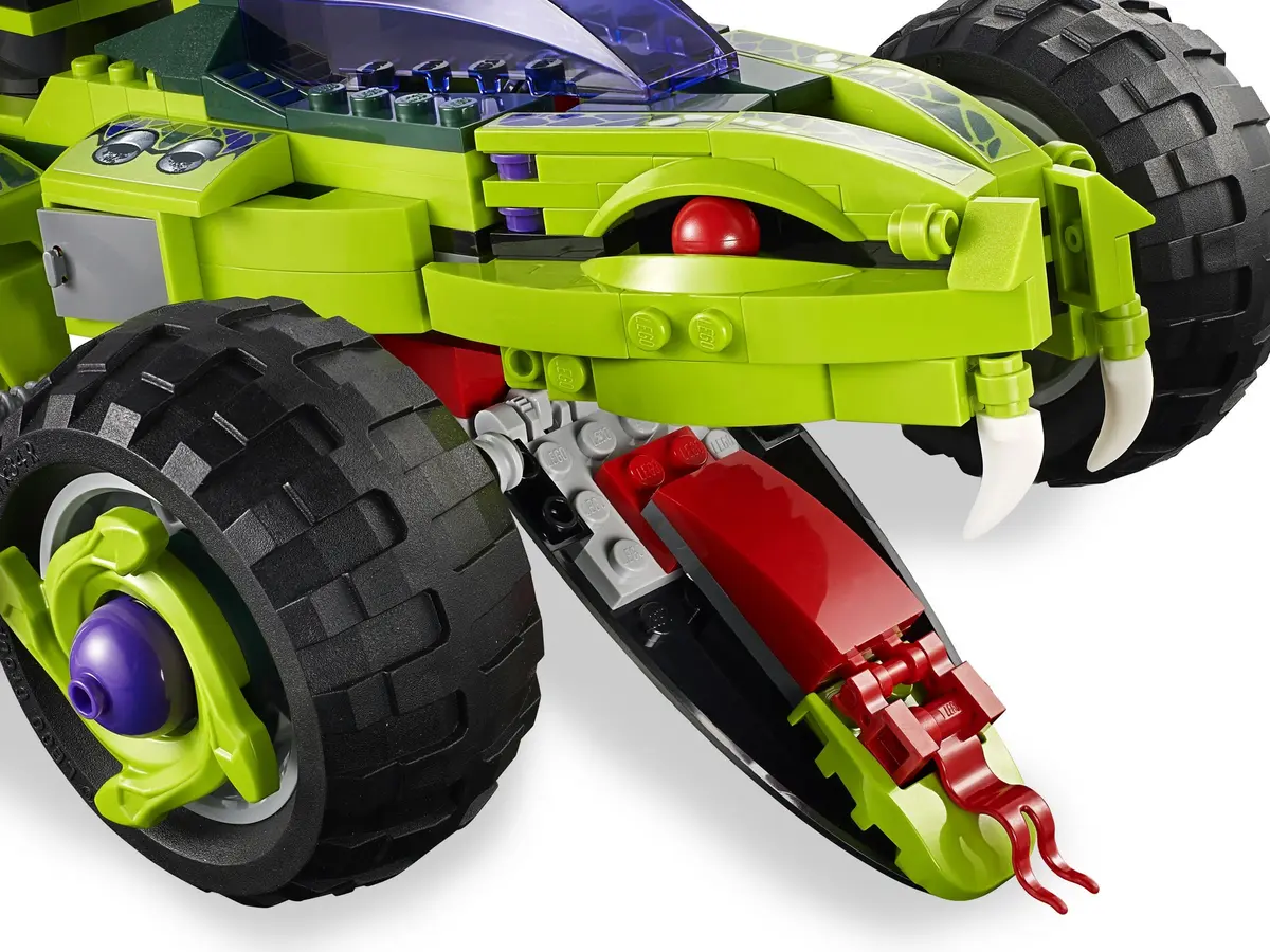 LEGO Ninjago 9445 Fangpyre Truck Ambush set, image 7