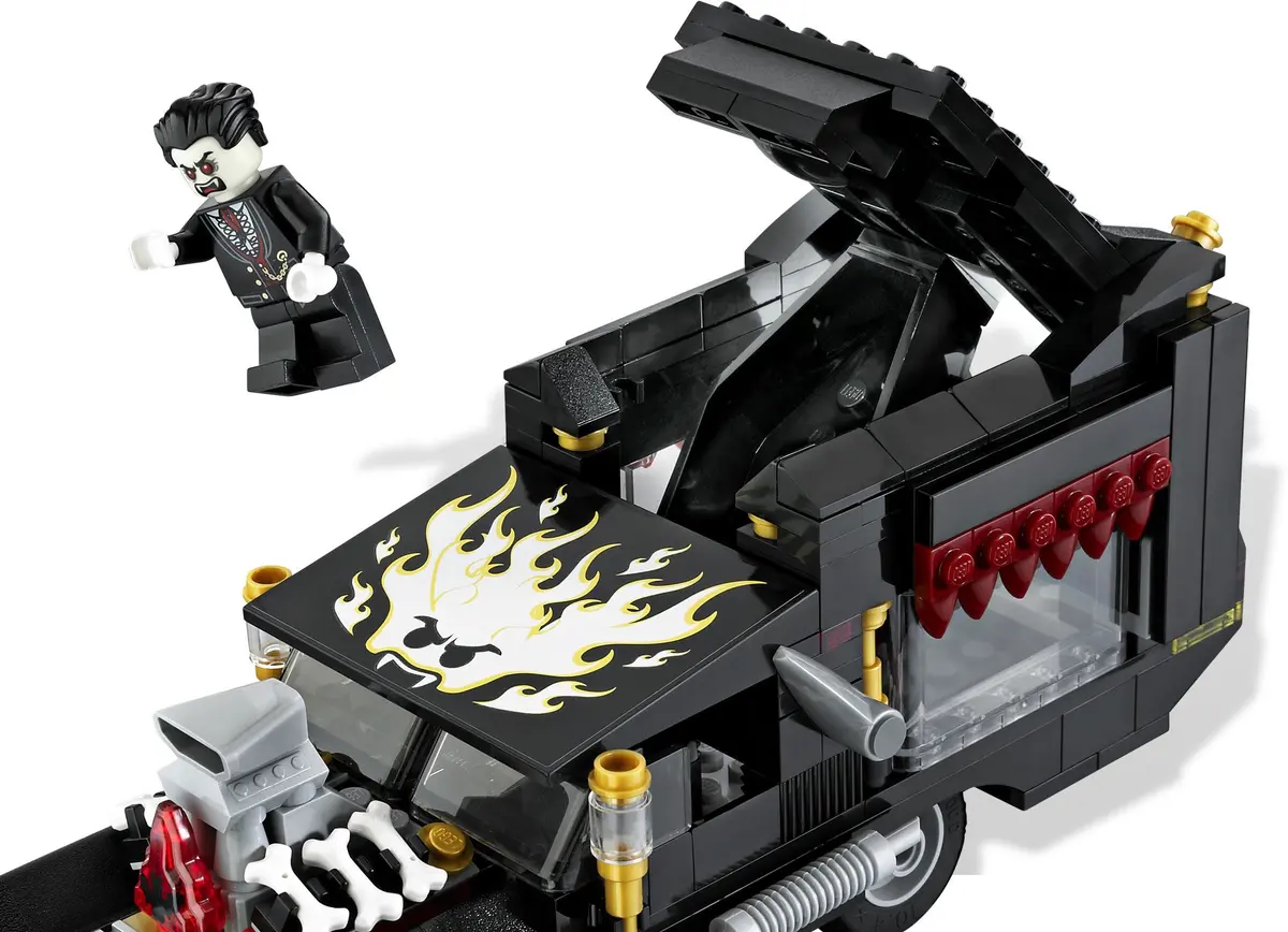 LEGO Monster Fighters 9464 The Vampyre Hearse set, image 6