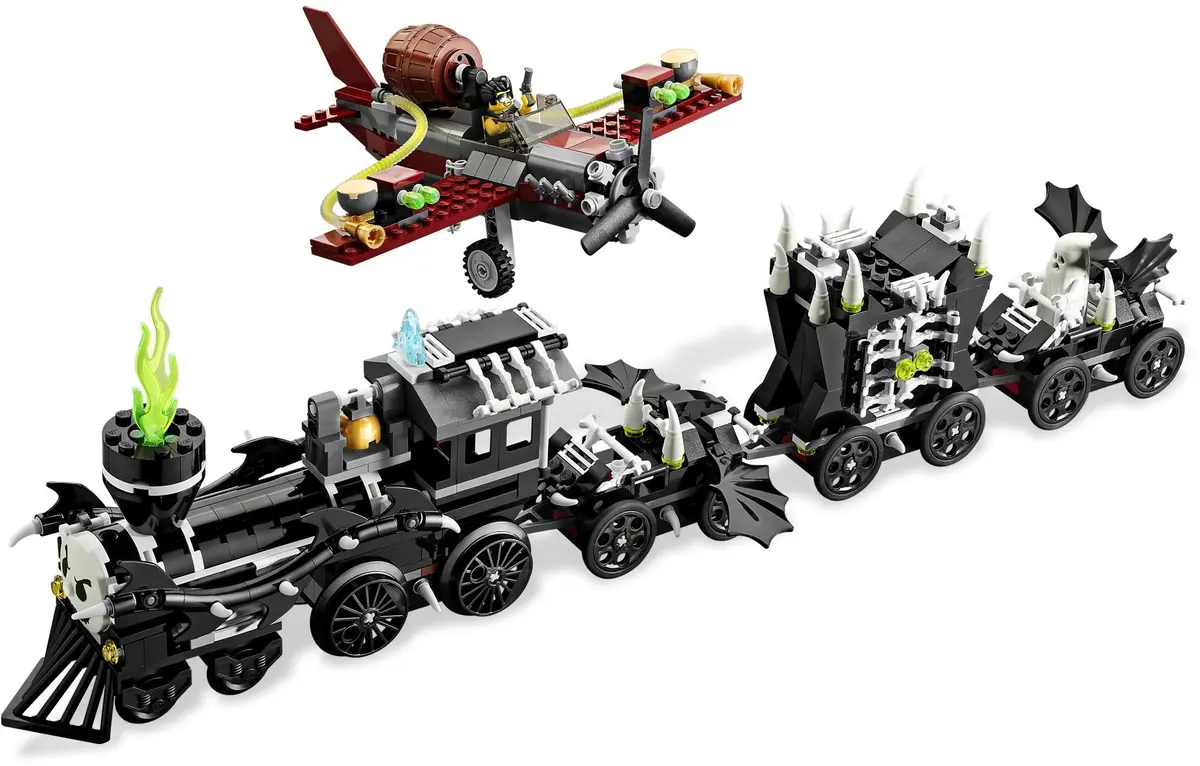 LEGO Monster Fighters 9467 The Ghost Train set, image 5