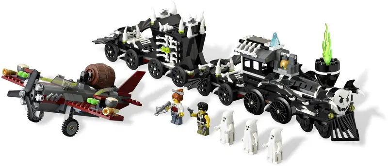 LEGO Monster Fighters 9467 The Ghost Train set
