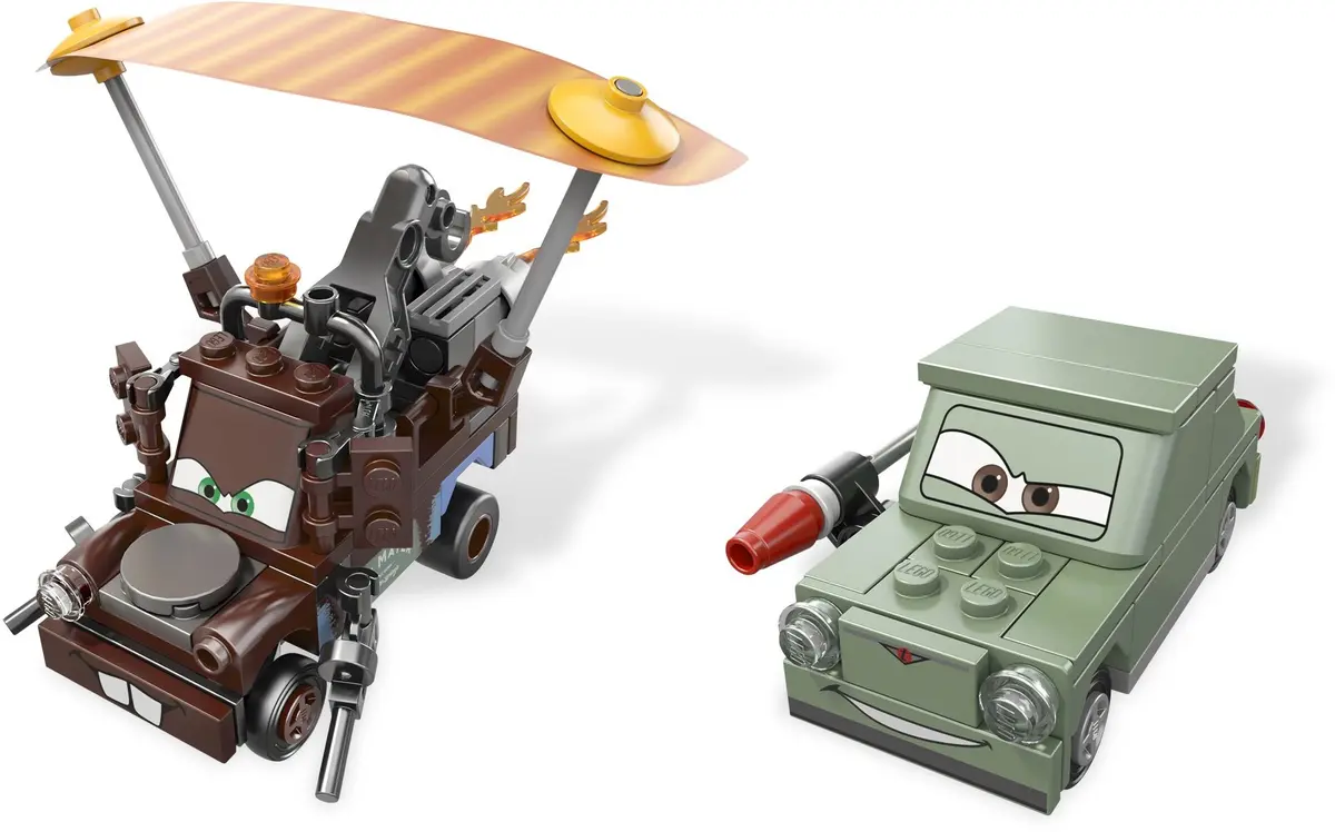 LEGO Cars 9483 Agent Mater's Escape set, image 4