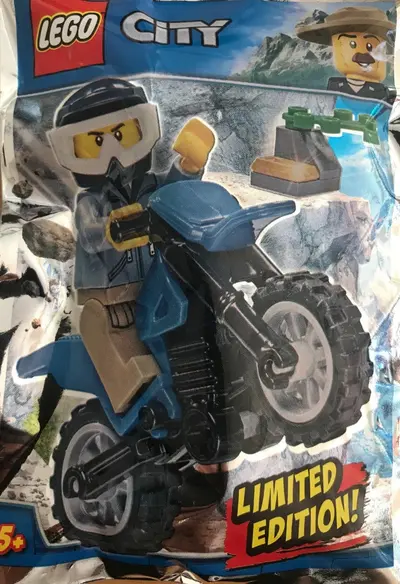 LEGO City 951808 Motorcycle and Rider set