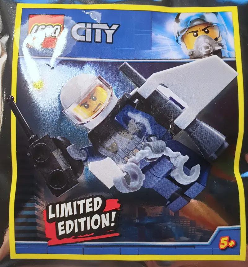 LEGO City 951904 Police Officer with Jetpack set