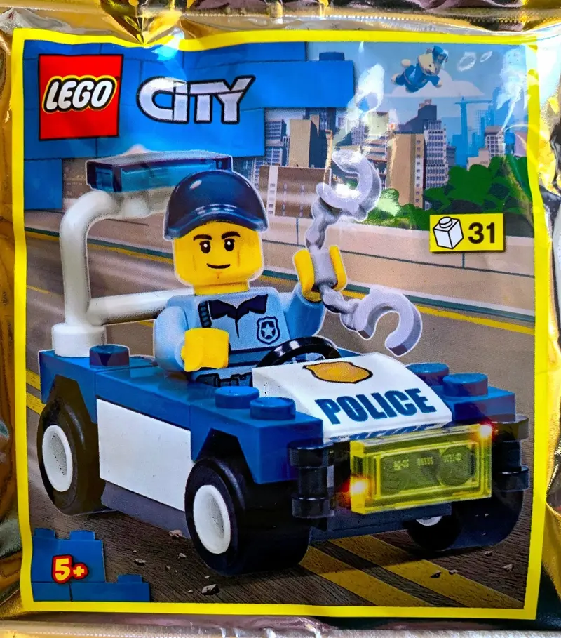 LEGO City 952201 Justin Justice's Police Car set
