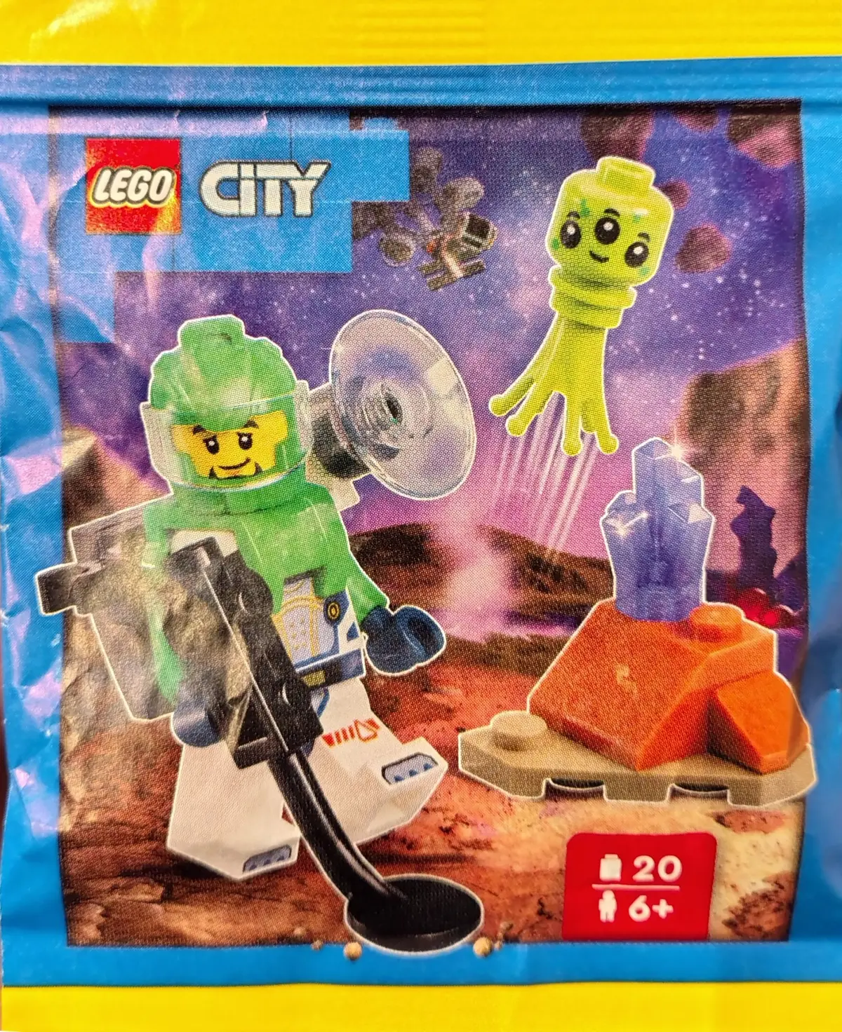 LEGO City 952511 Astronaut with Alien and Crystal set