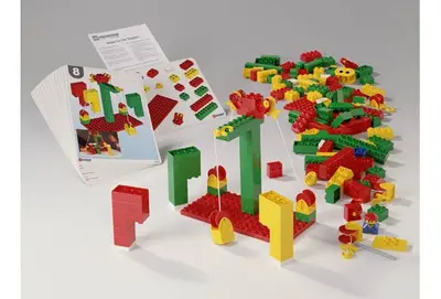 LEGO Dacta 9660 Early Structures set