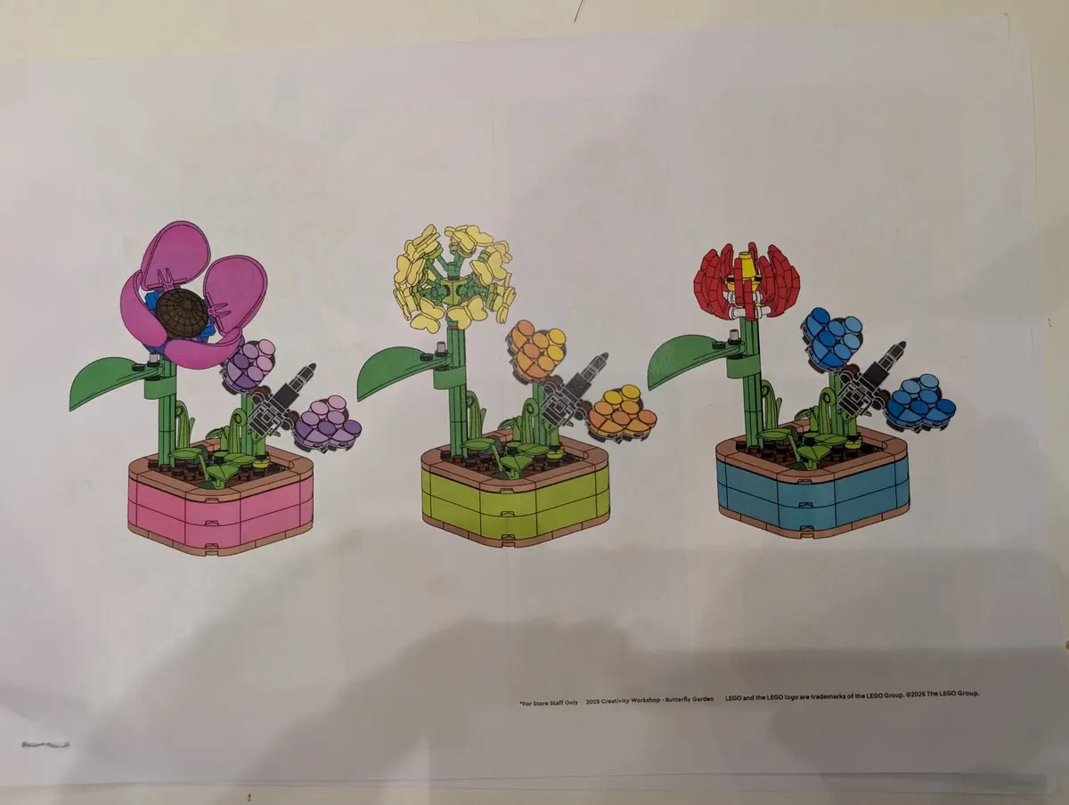 LEGO Promotional BGARDEN Butterfly Garden set, image 5
