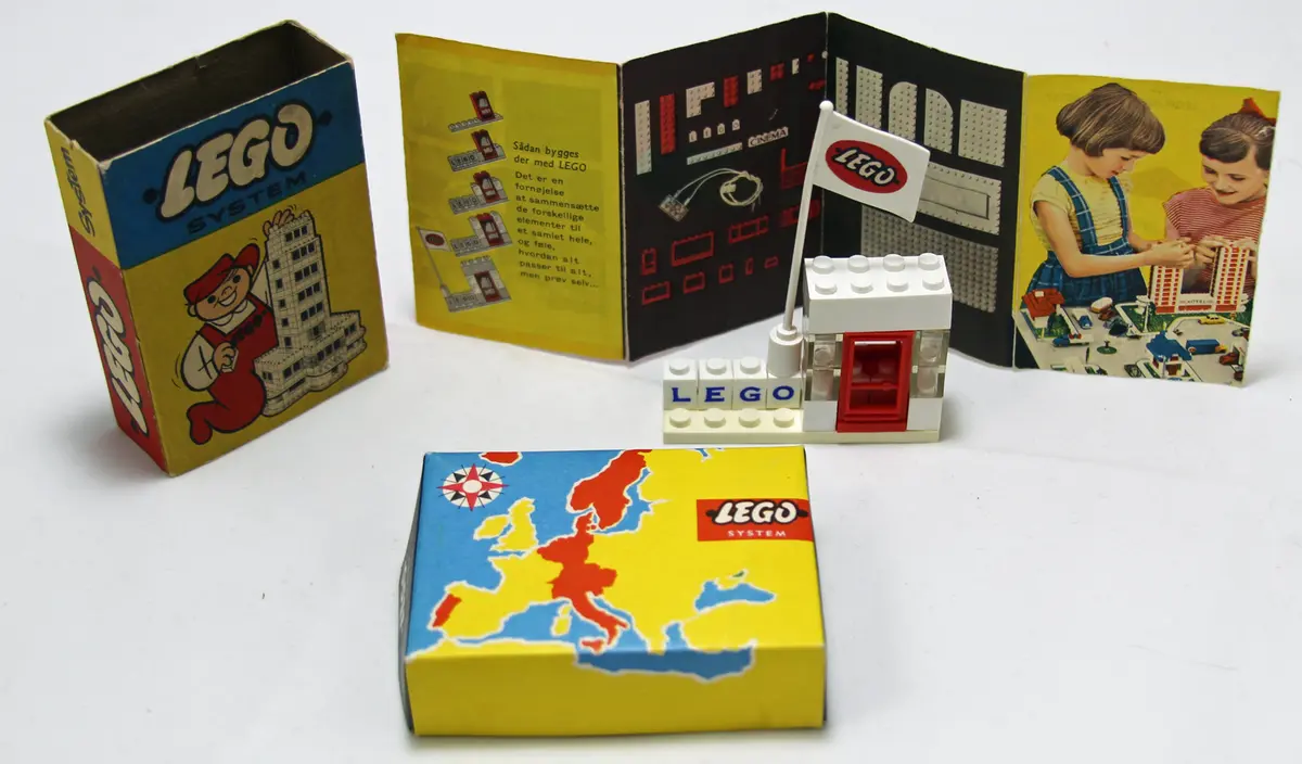 LEGO Promotional BIL01 LEGO Complimentray Pack set, image 2
