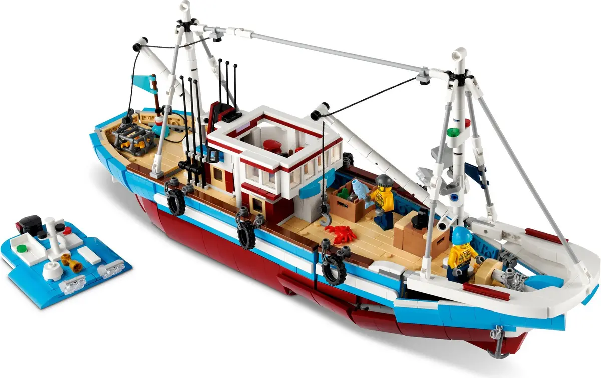 LEGO BrickLink BL19010 Hot Shot Carnival set, image 5
