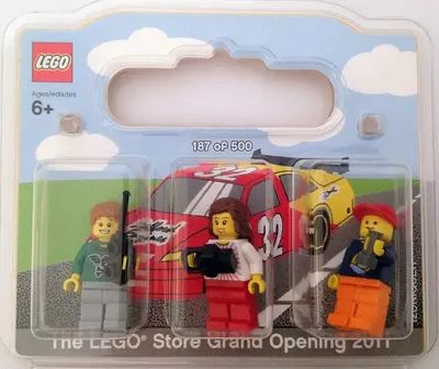 LEGO Promotional INDIANAPOLIS Castleton Square Exclusive Minifigure pack set