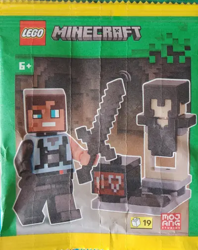 LEGO Minecraft L0002250 Blacksmith with Armour and Smithing Table set